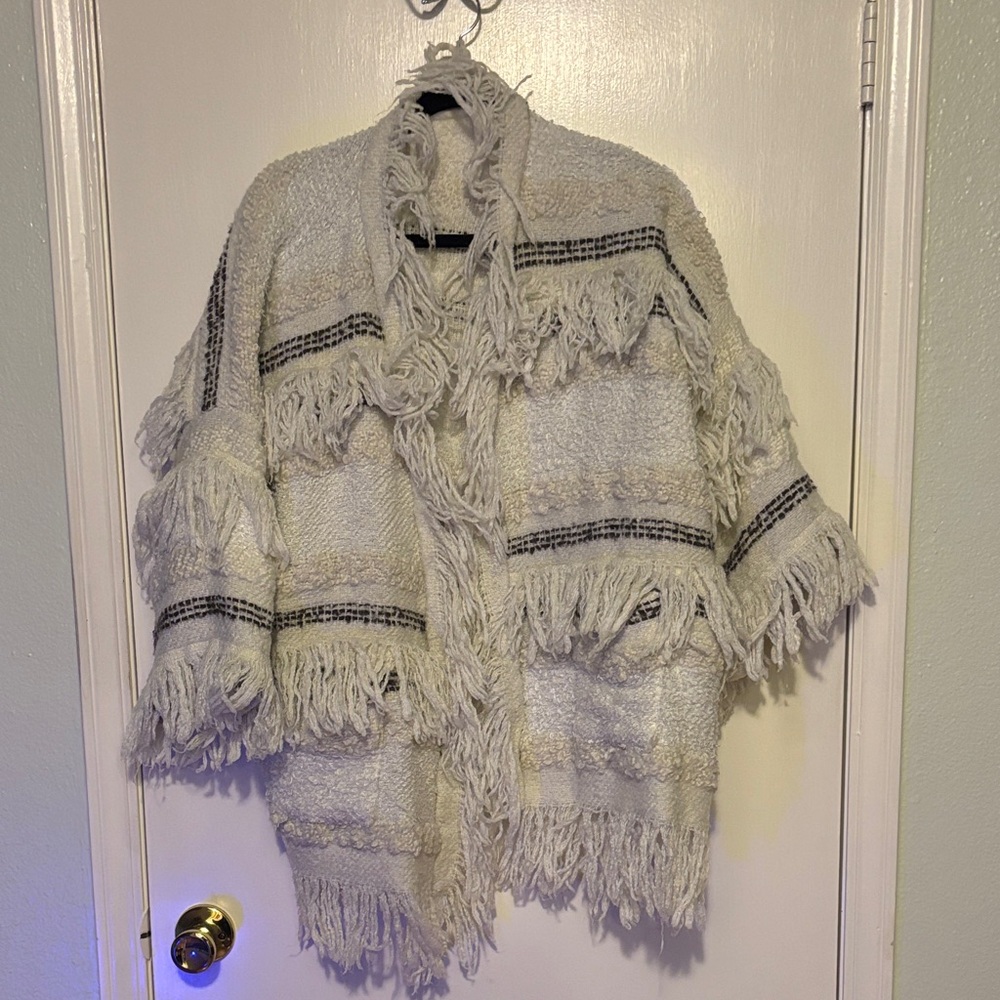 Elegant Women's Fringe Teddy Jacket in Cream and Gray